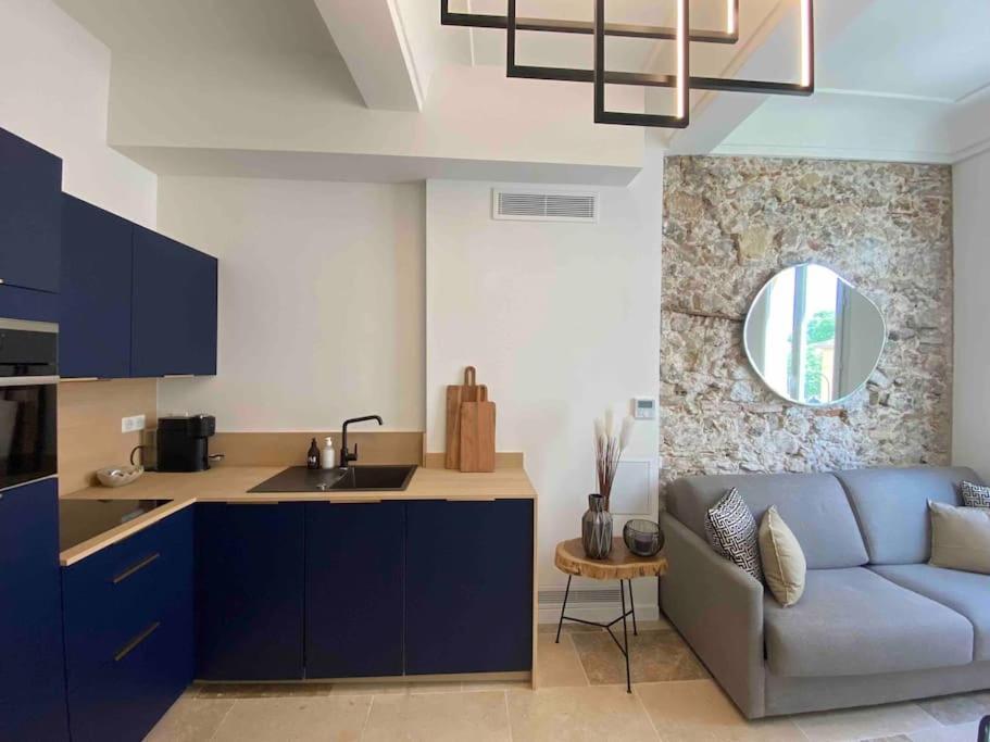 Au Coeur Du Viel Antibes - Cosy Appartement Екстер'єр фото