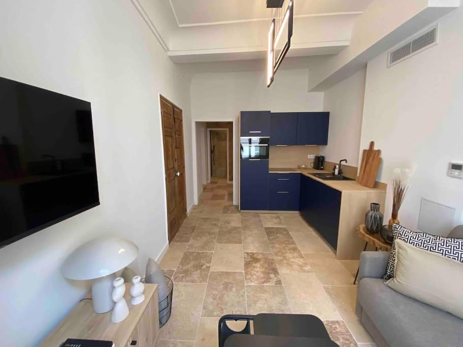 Au Coeur Du Viel Antibes - Cosy Appartement Екстер'єр фото